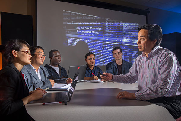 University of Louisiana researchers discussing big data used for public safety