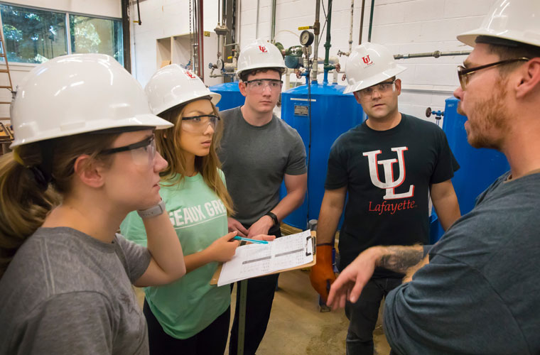 University of Louisiana at Lafayette geology majors learning how to extract oil