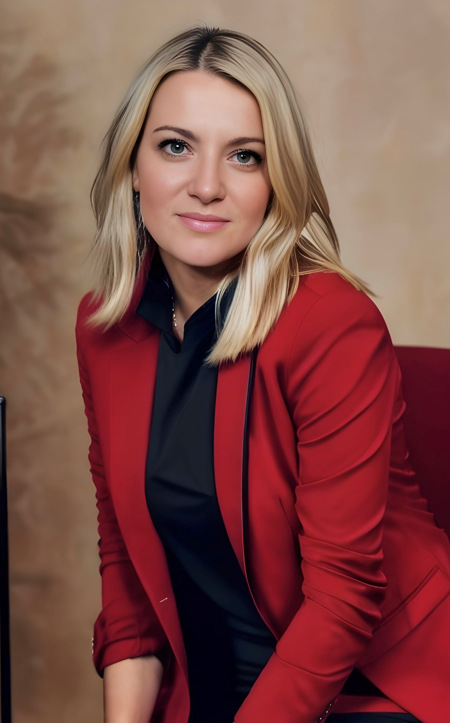 Tracy Protti Headshot 